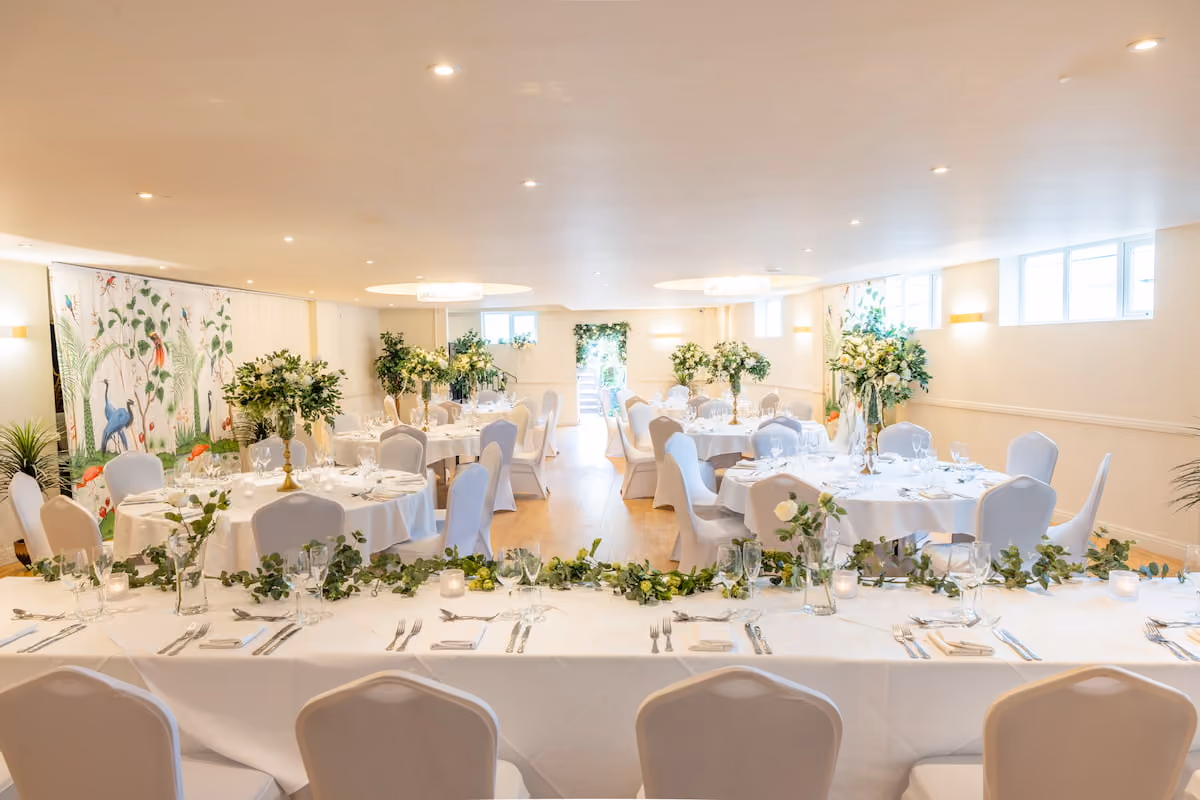 Beautifully arranged table for a wedding at Hotel Collingwood