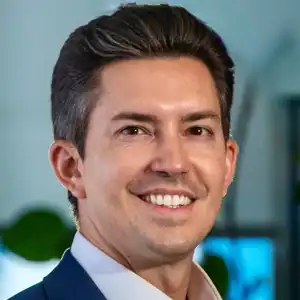 Victor Oliveira Tofolo