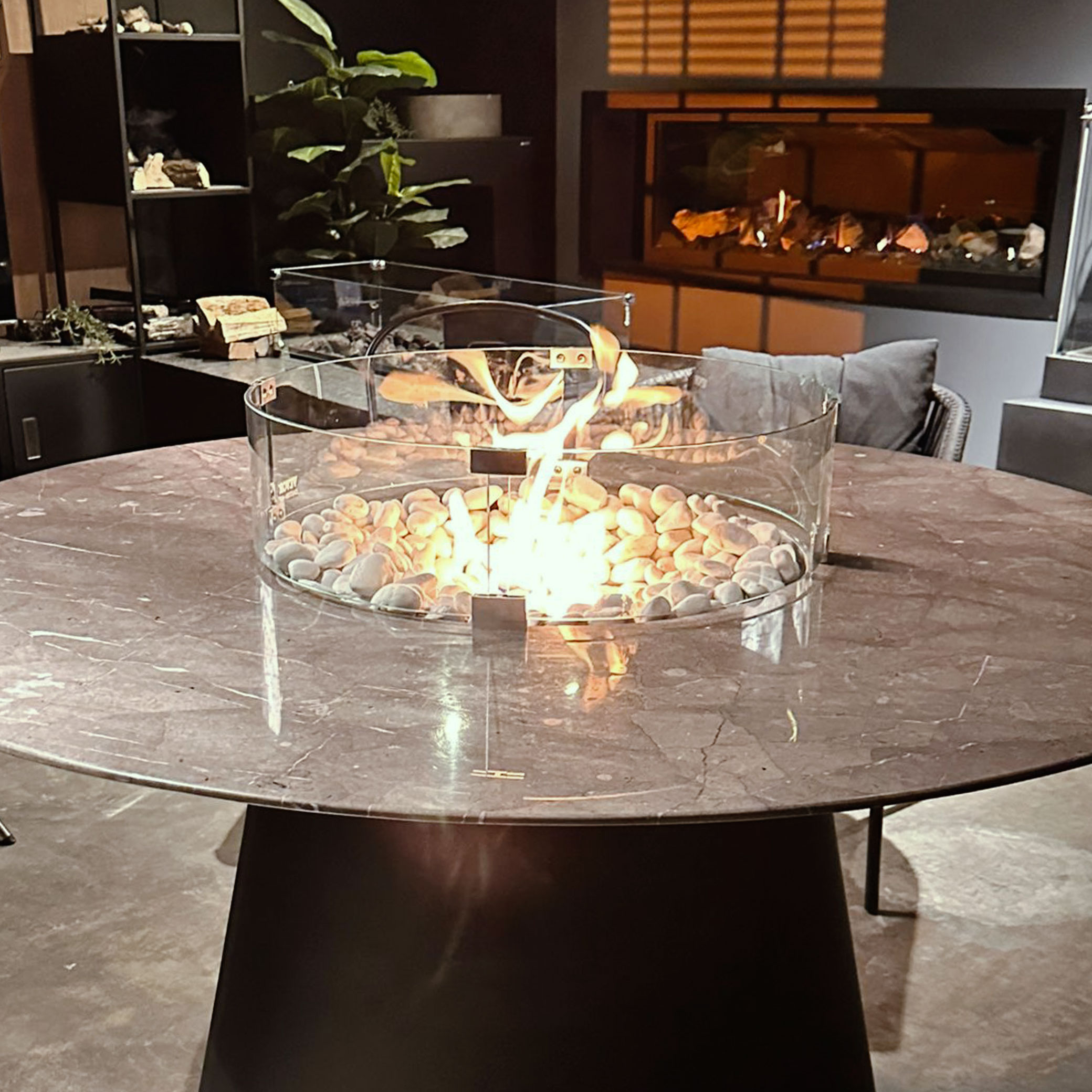 Comedor 150 cm con Chimenea integrada Conic Fire Dinner Table