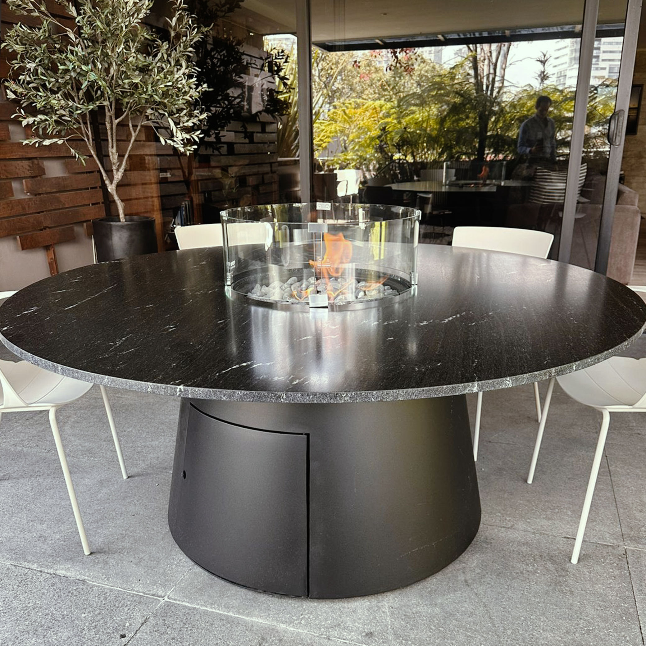 Comedor 180 cm con Chimenea integrada Conic Fire Dinner Table