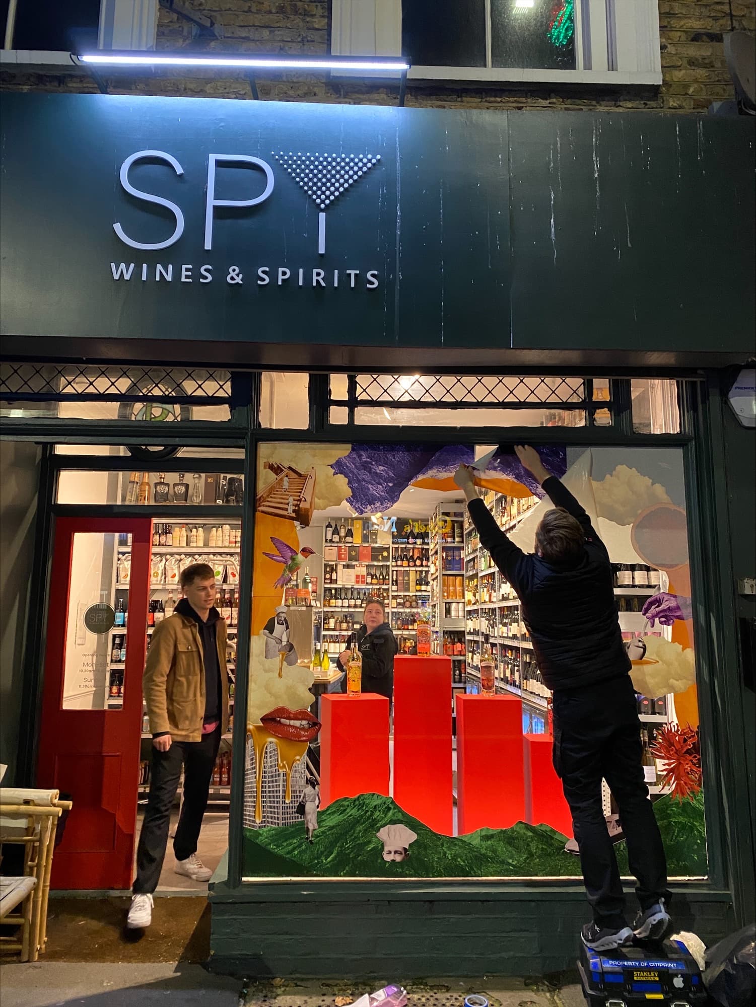 Spy Wines Plinths