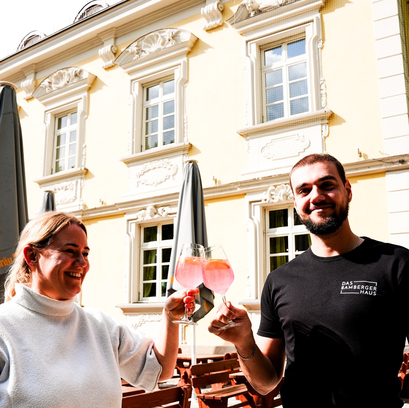 Wein und Champagner beim Bamberger Haus Biergarten