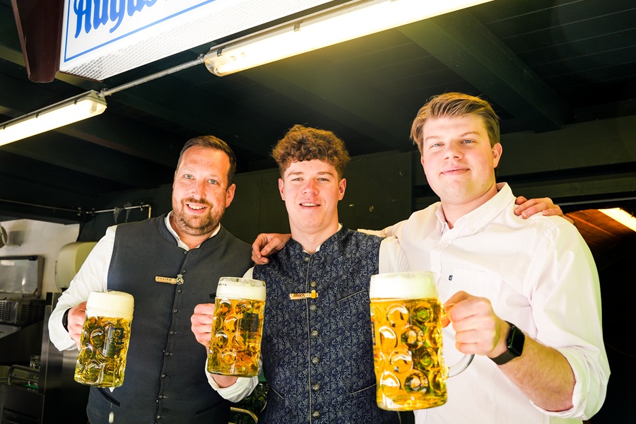 Biergarten bei schönem Wetter ab 01. Mai täglich geöffnet!
