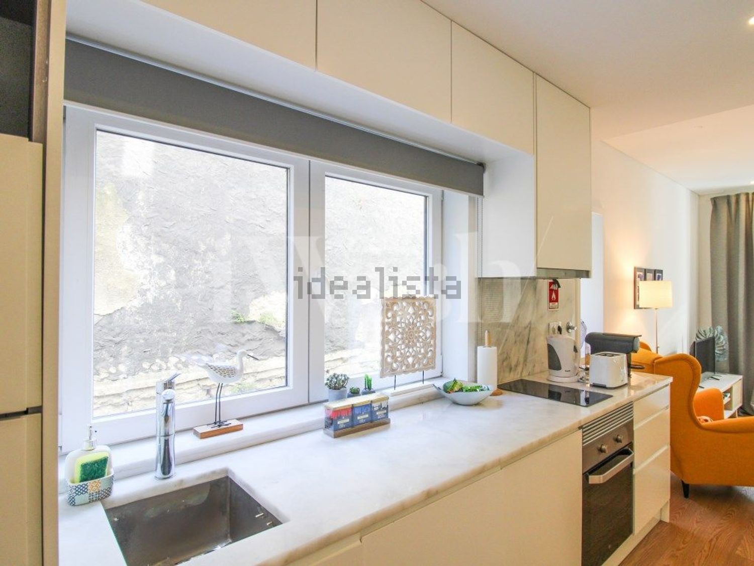 Apartamento T1 à venda na Rua do Almada
