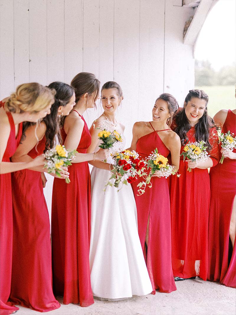 Bride with her wedding party