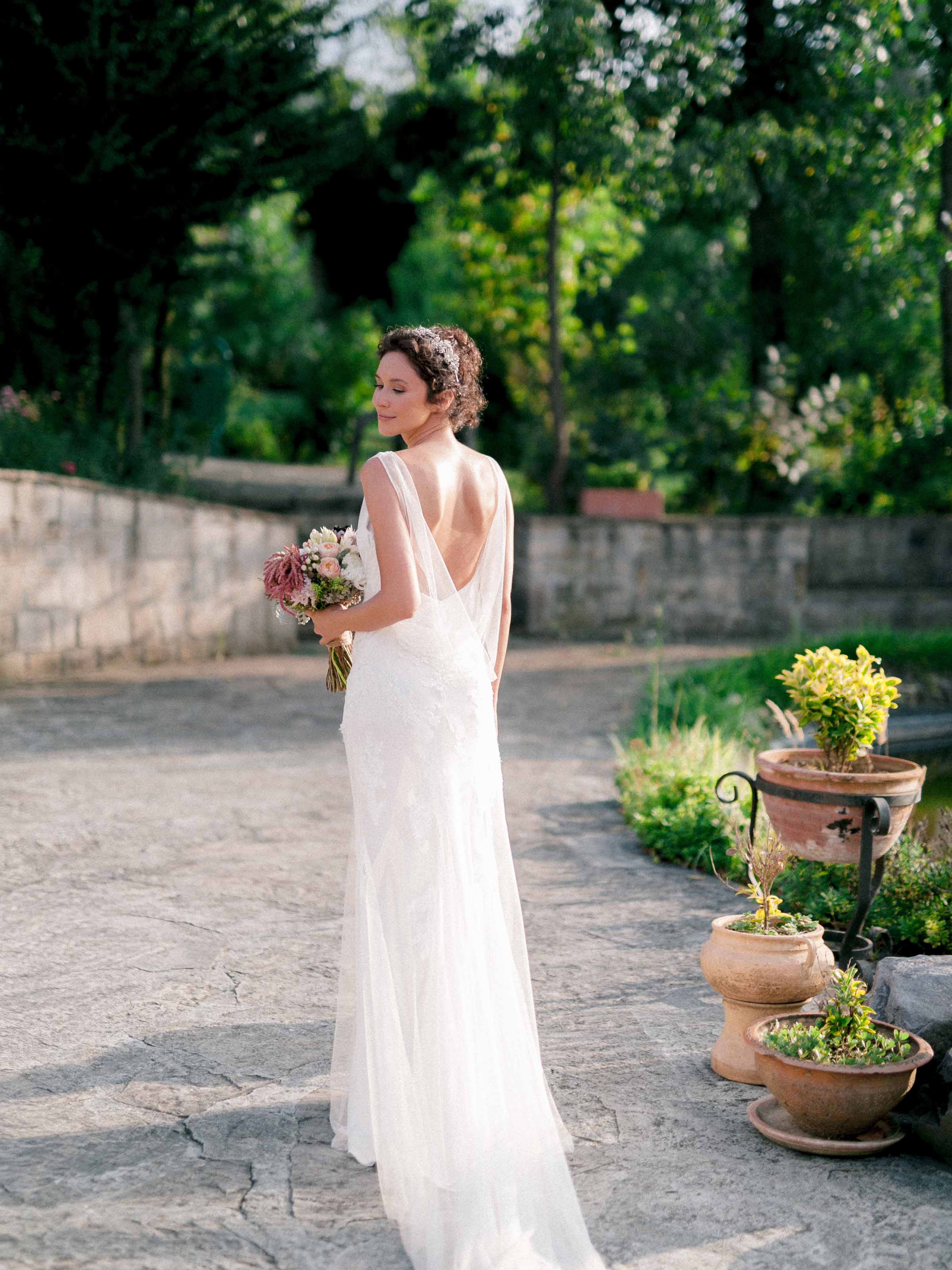 Bride with bouquet, Casa Lavanda, Istanbul