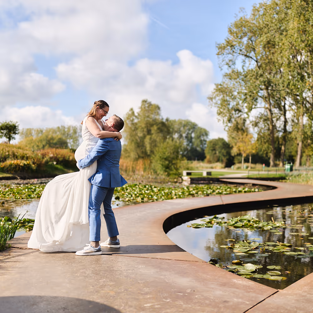 trouwfoto op het strand