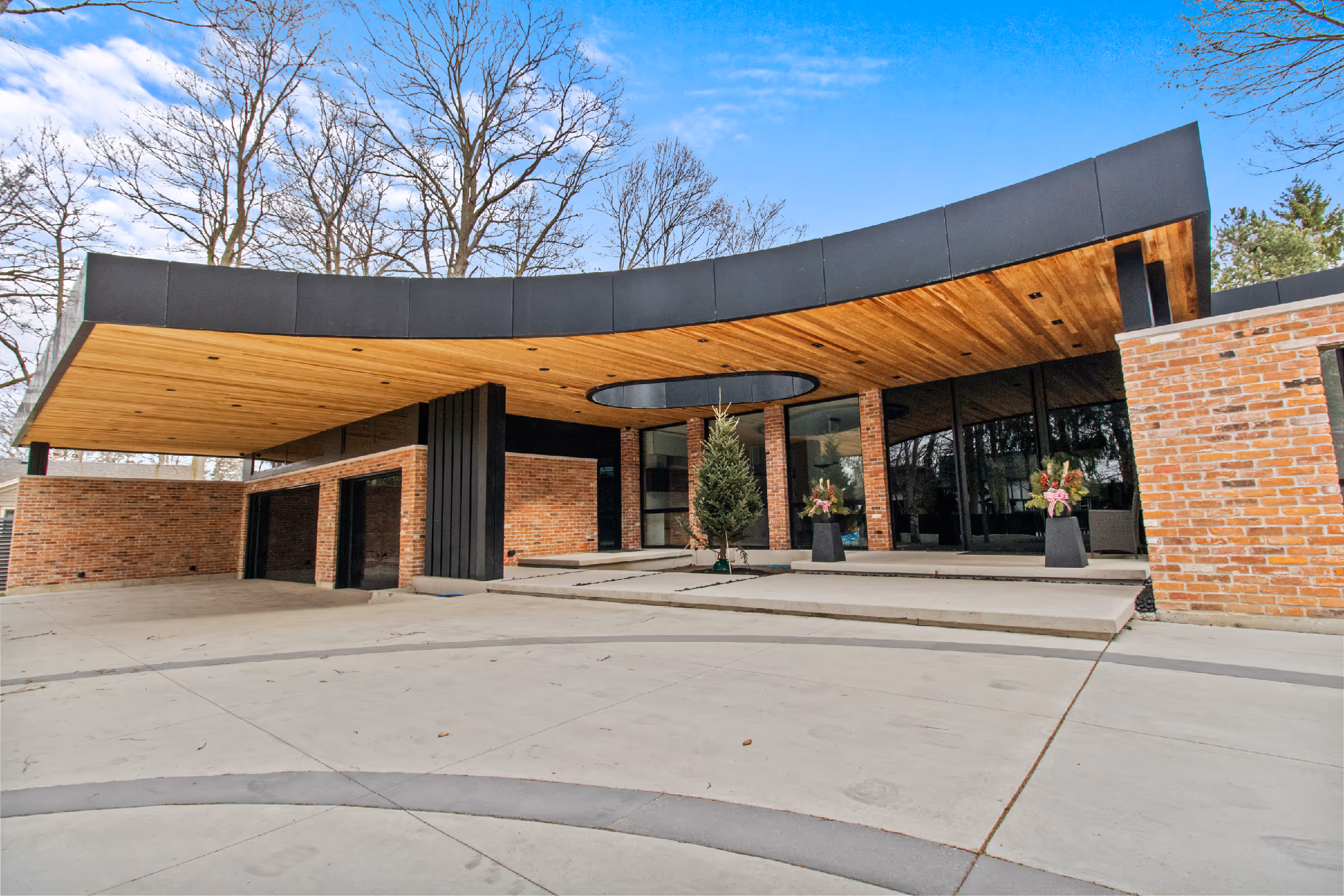 306 Lakeshore