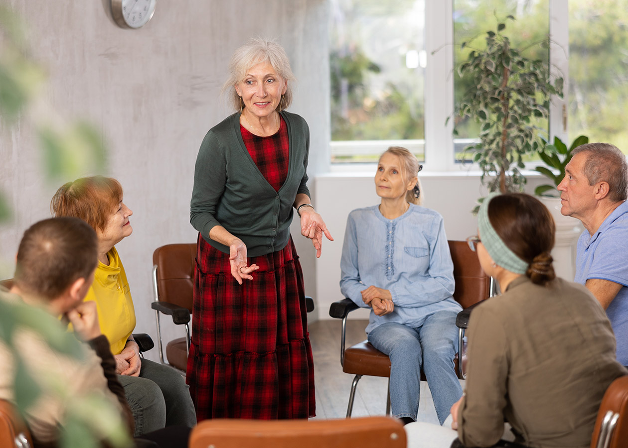 A group of older adults undergoing a rehab for seniors.
