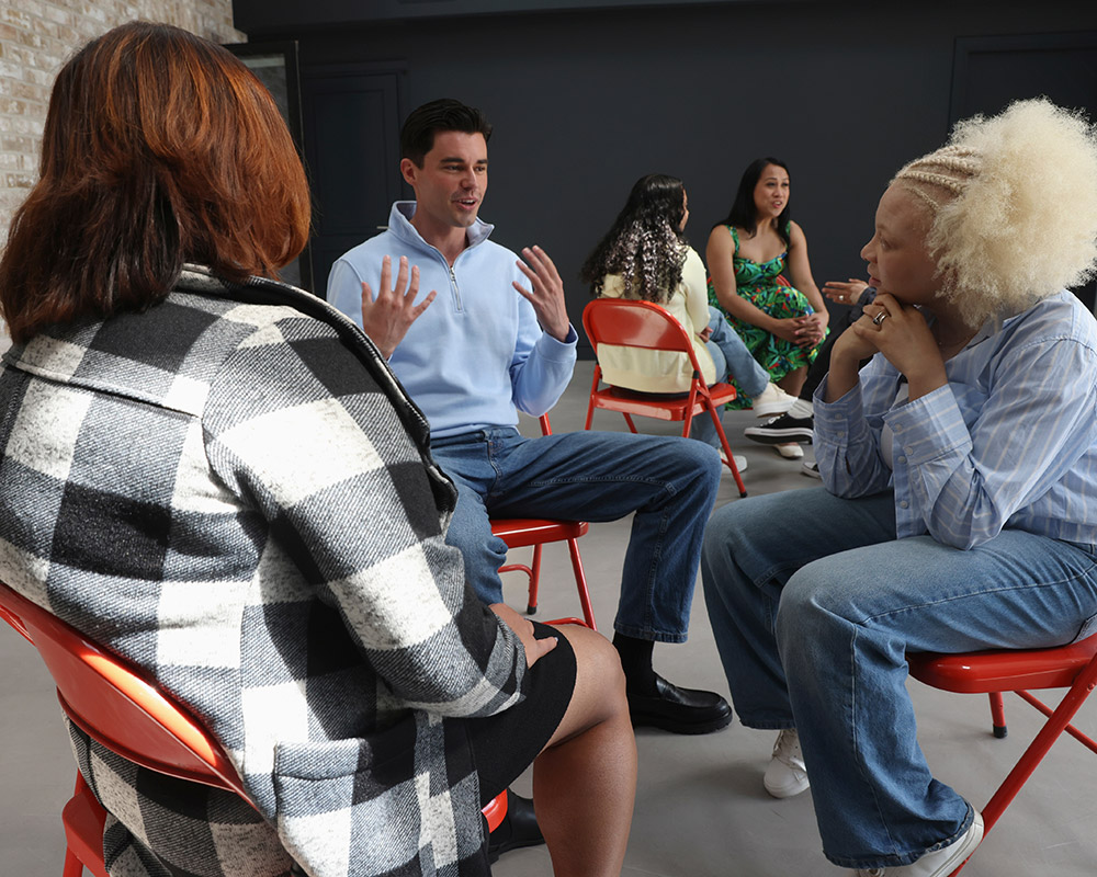 A group of people during rehab services at Hader Clinic