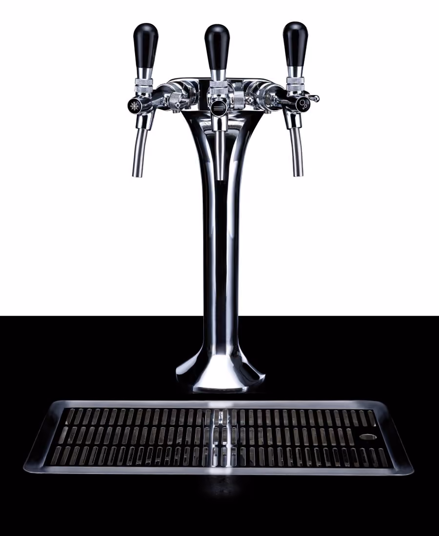 Borg & Overström U2 filtered tap in a kitchen setting