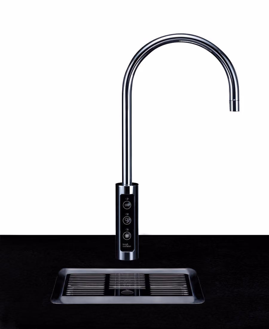 Borg & Overström U1 filtered tap in a kitchen setting