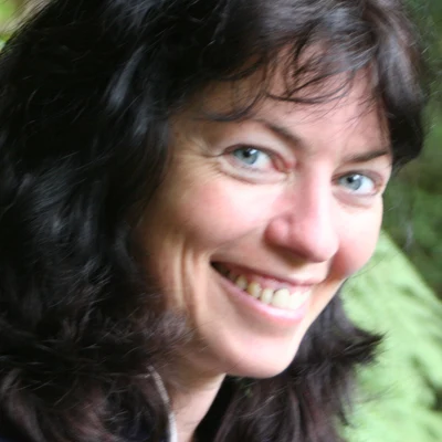  Caroline