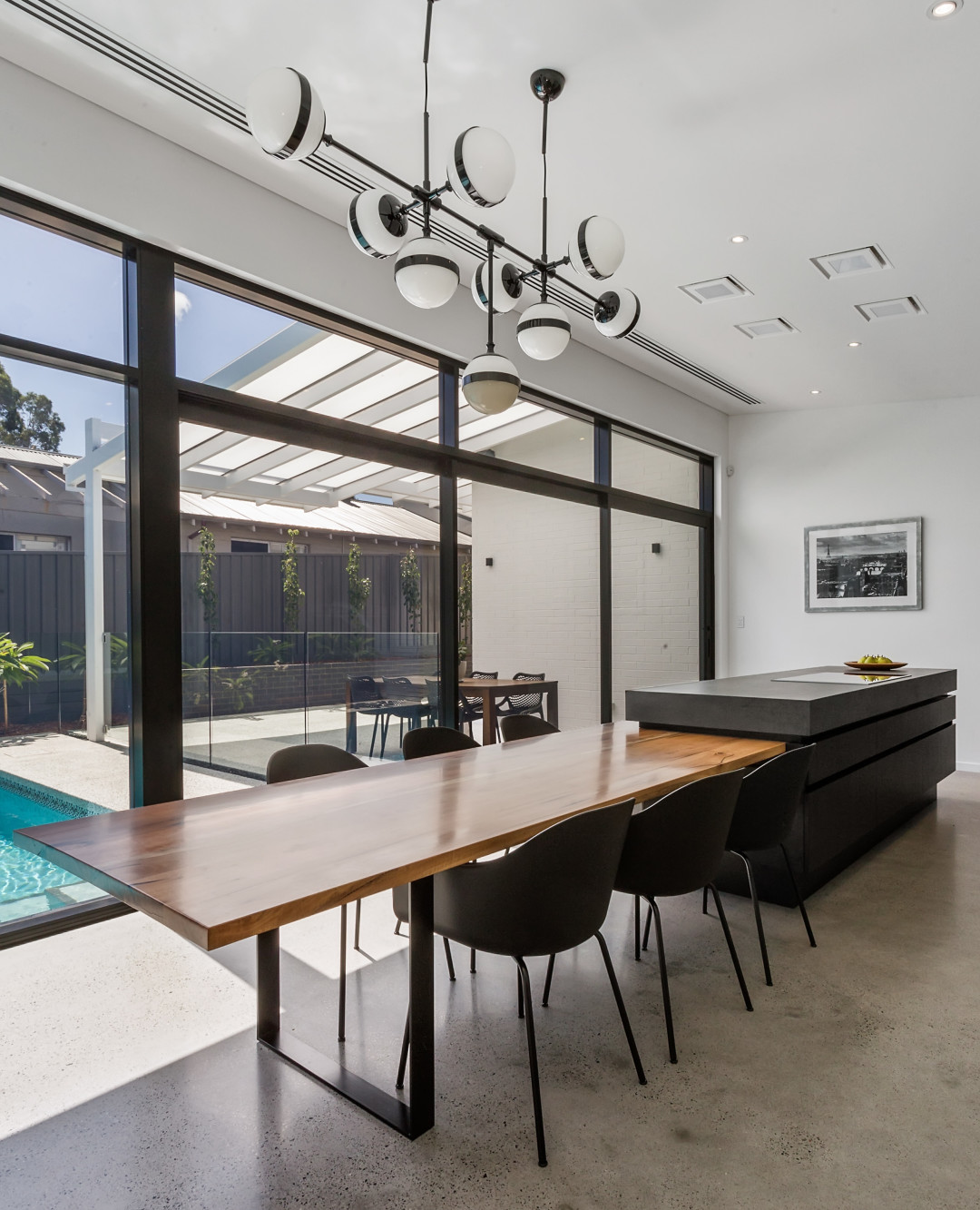 ✨ A sophisticated statement, designed to be seen — not heard.

Featured in this beautifully resolved Weststyle home, the Schweigen Silent Pa