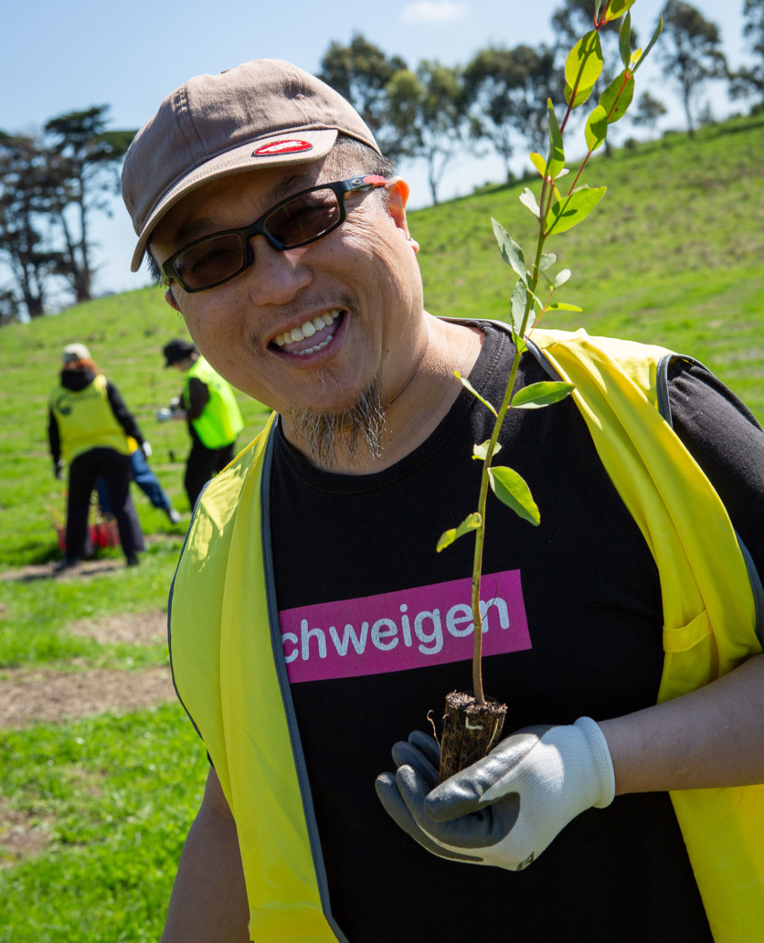 🌱 Growing forests. Growing climate hope. 💚

The Schweigen team recently joined @greenfleetaustralia at the Strzelecki Nature Link on Boonw