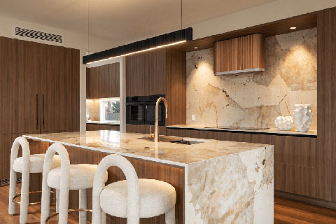 Kedron Kitchen: Warmth in Every Detail