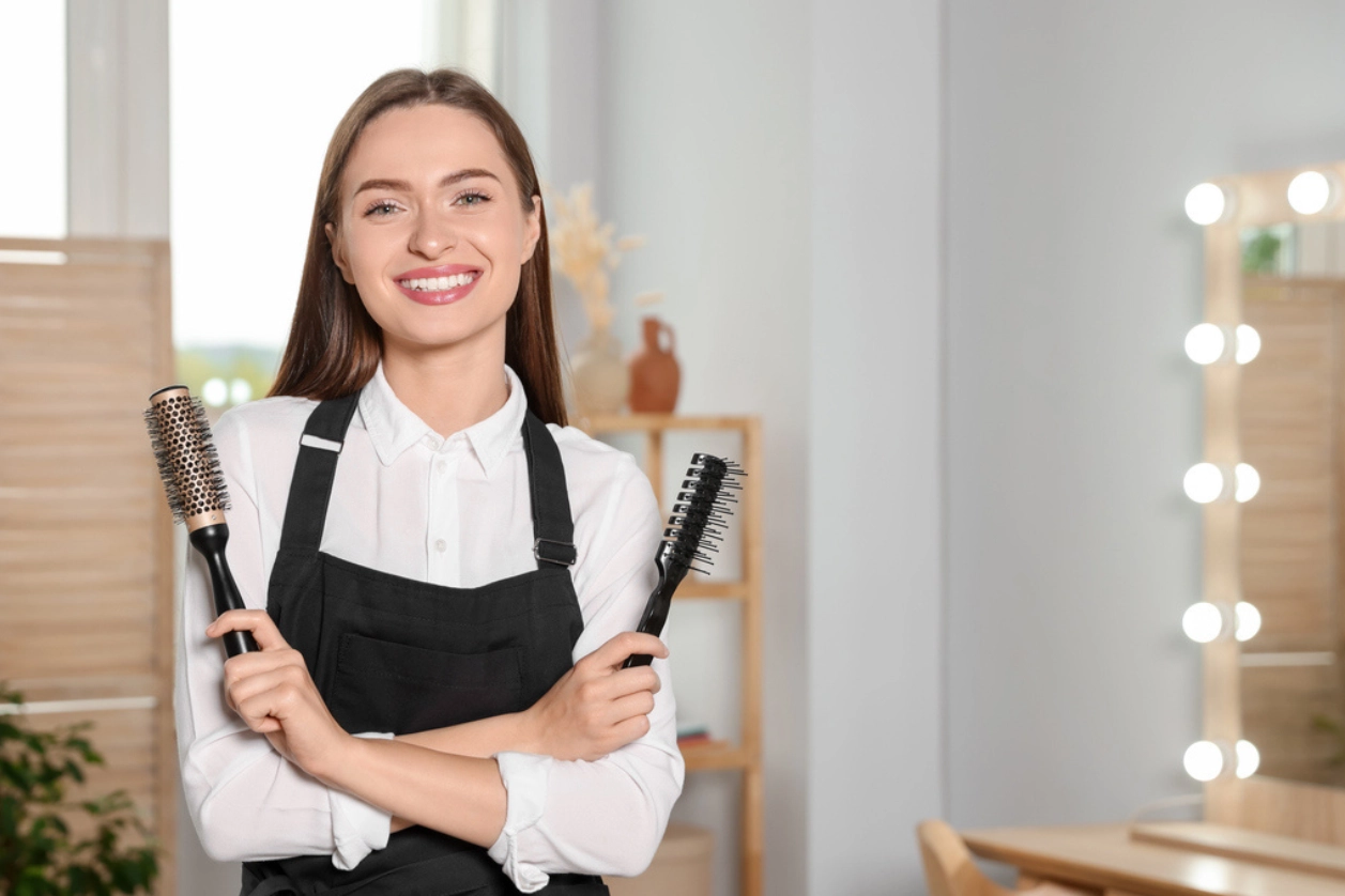 Devenir coiffeuse a domicile / coiffeur à domicile auto-entrepreneur