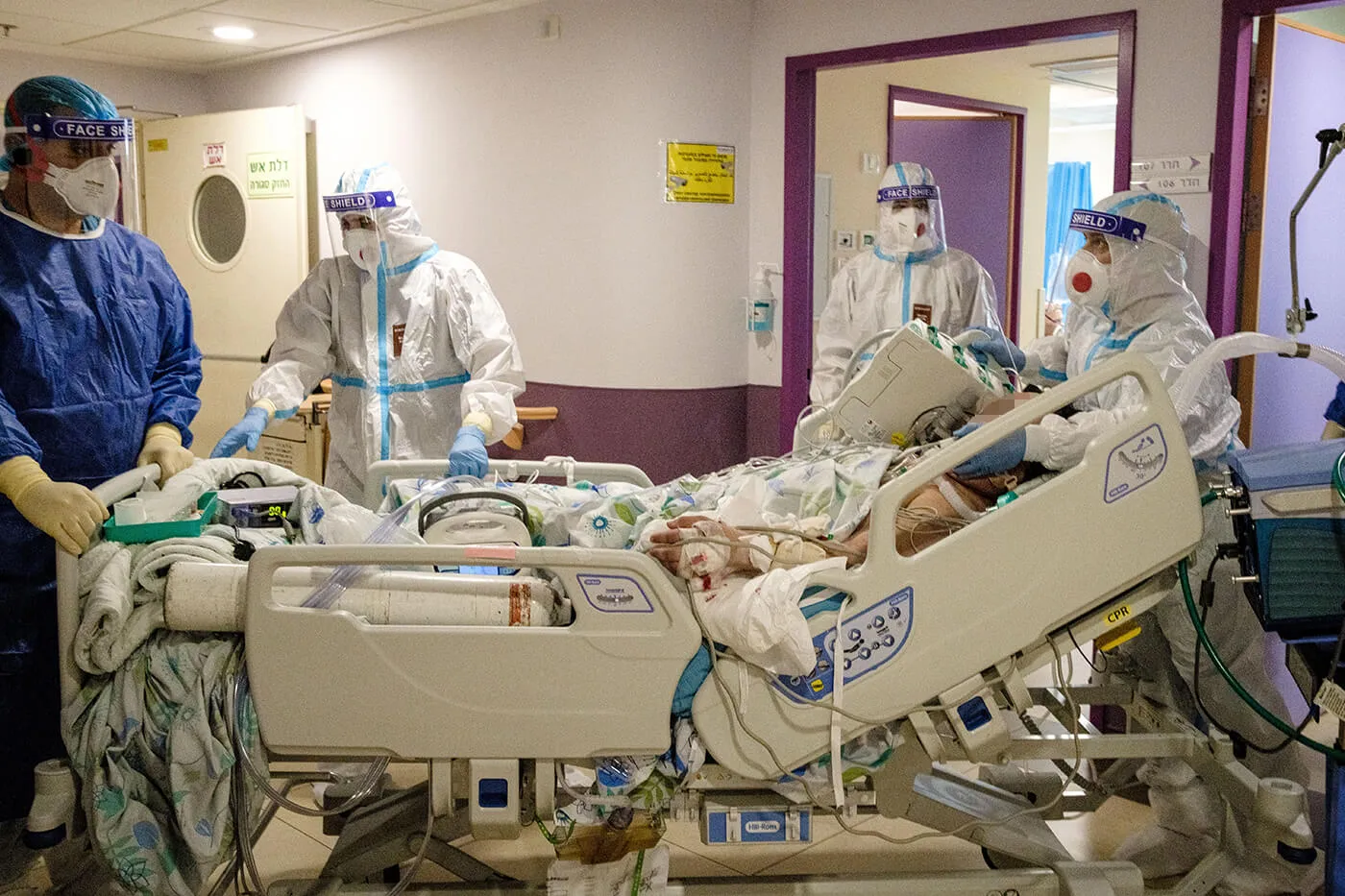 Corona Unit, Galilee Medical Center(Photo: Bea Bar Kallos)