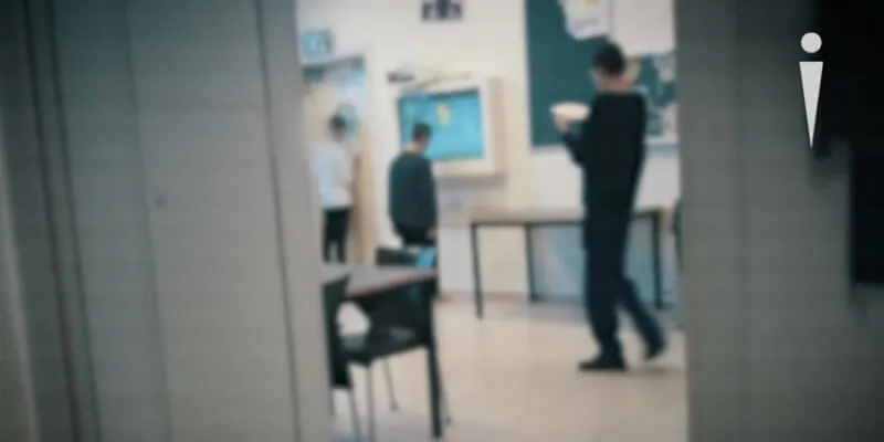 ללא צלם אנוש: שגרה יומיומית של דיכוי מנטלי והזנחה במוסדות הרווחה