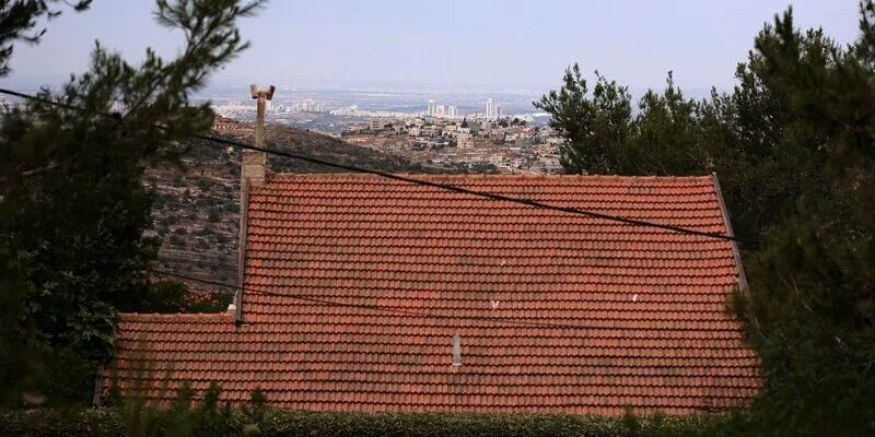 קבלה בהתנחלויות - הארץ אנגלית