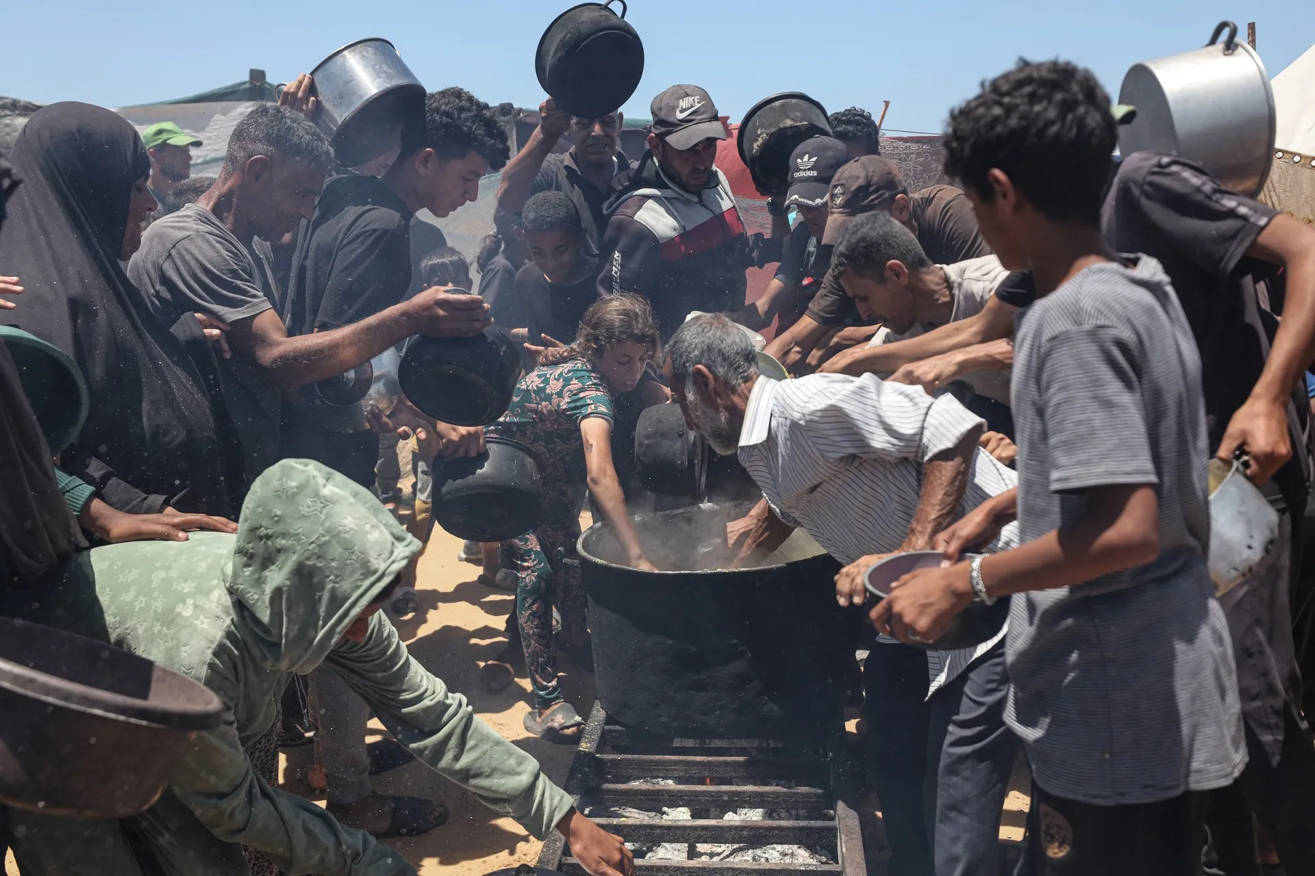 עמדת חלוקת מזון בעזה בסוף השבוע. צילום: רויטרס