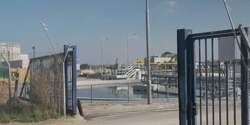 כאלף קוב ביוב גולמי זרמו לנחל שקמה - "לא סביר גם ביחס למט"שים הכי גרועים בארץ"