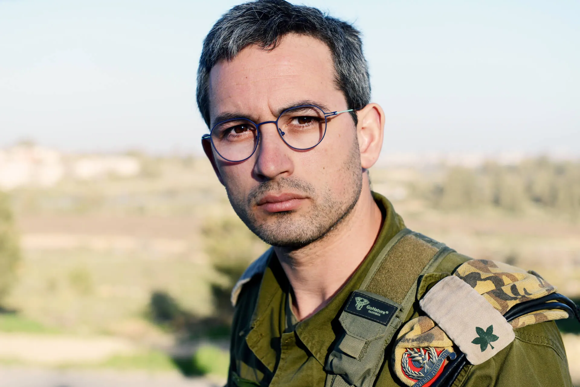 יואל שטיינמץ, גדל במשפחה בת 11 ילדים ויצא בשאלה בגיל ההתבגרות. צילומים: איל יצהר