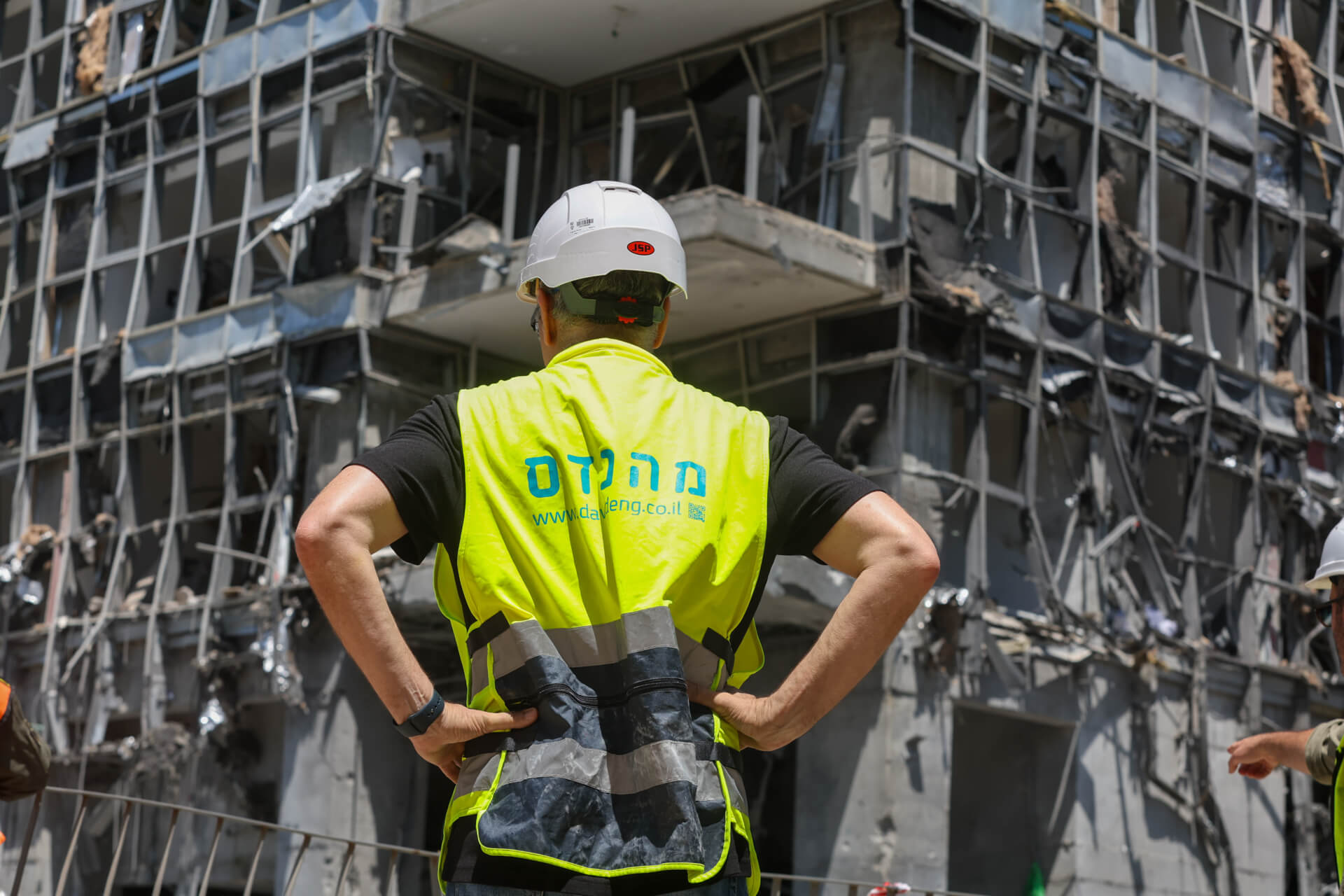 הבניין שנפגע ברמת גן ביוני 2025. המצולם אינו קשור לכתבה. צילום: רויטרס