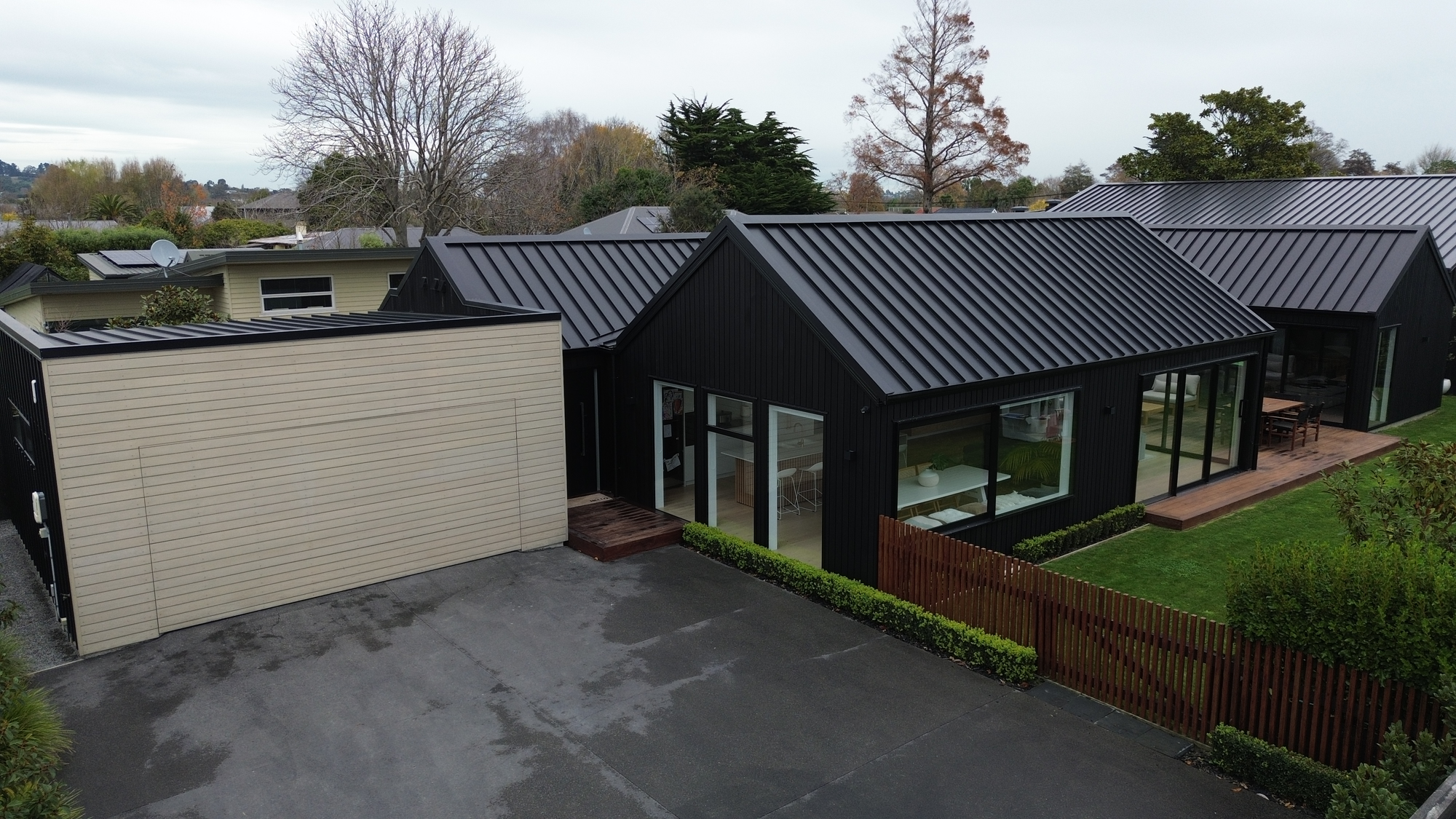 New home Christchurch, Cedar Home and Cedar Garage. DMC Projects Builder Christchurch