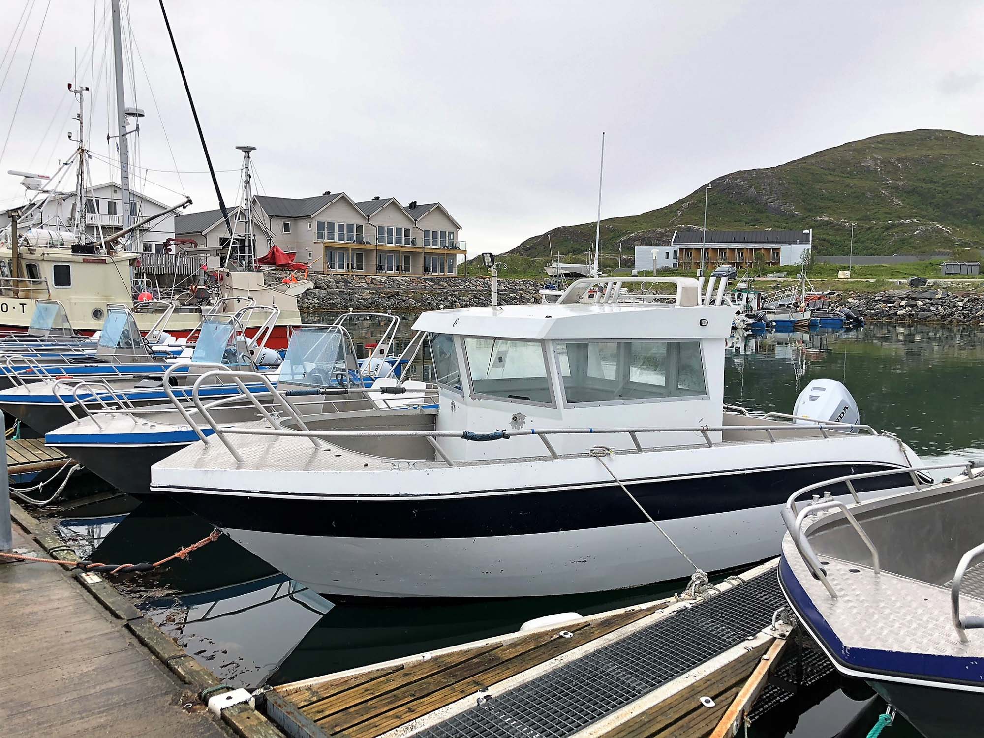 Koselig båthavn på Sommarøy