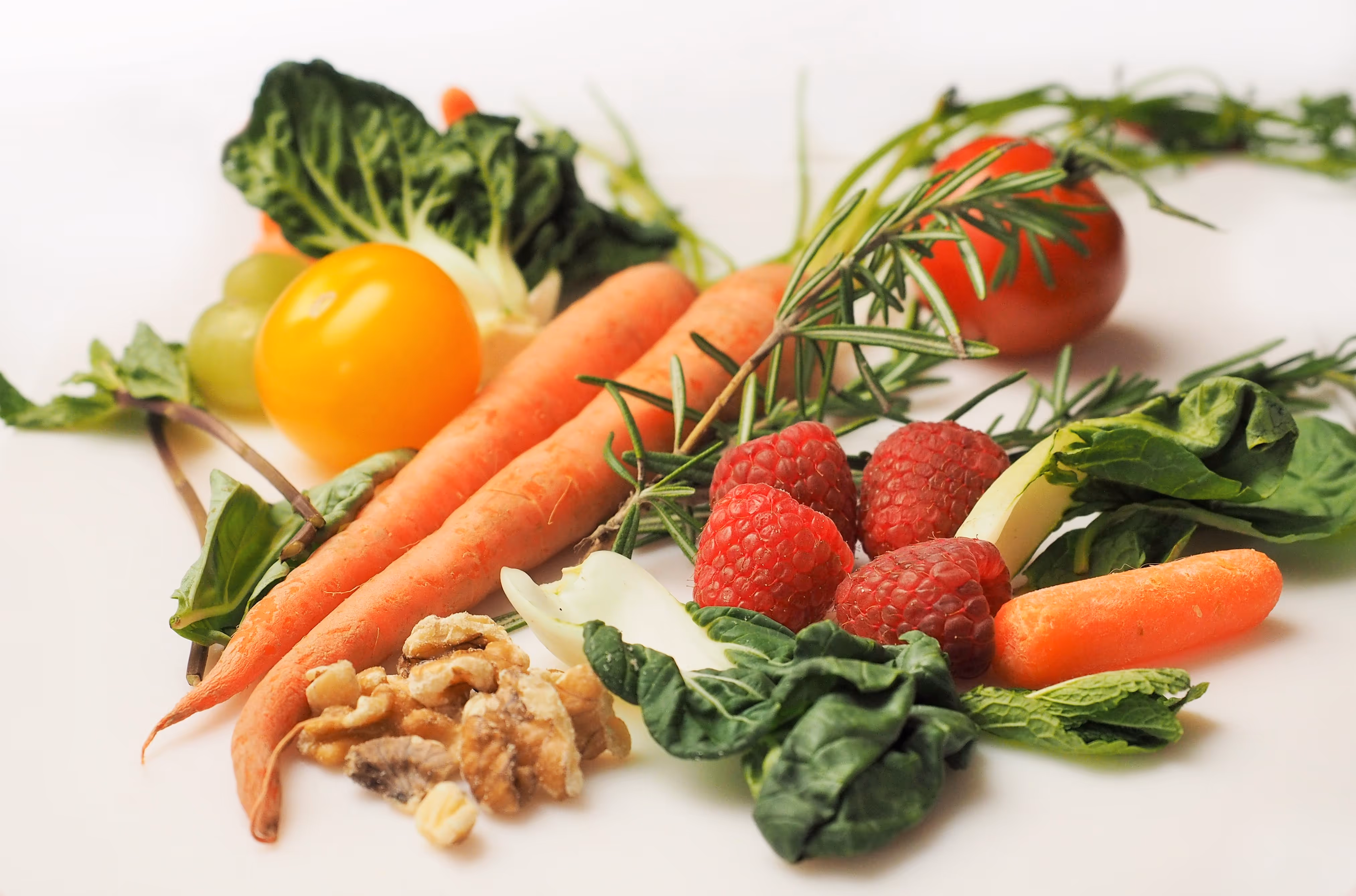 How to overcome challenges in maintaining good nutritional health in older adults