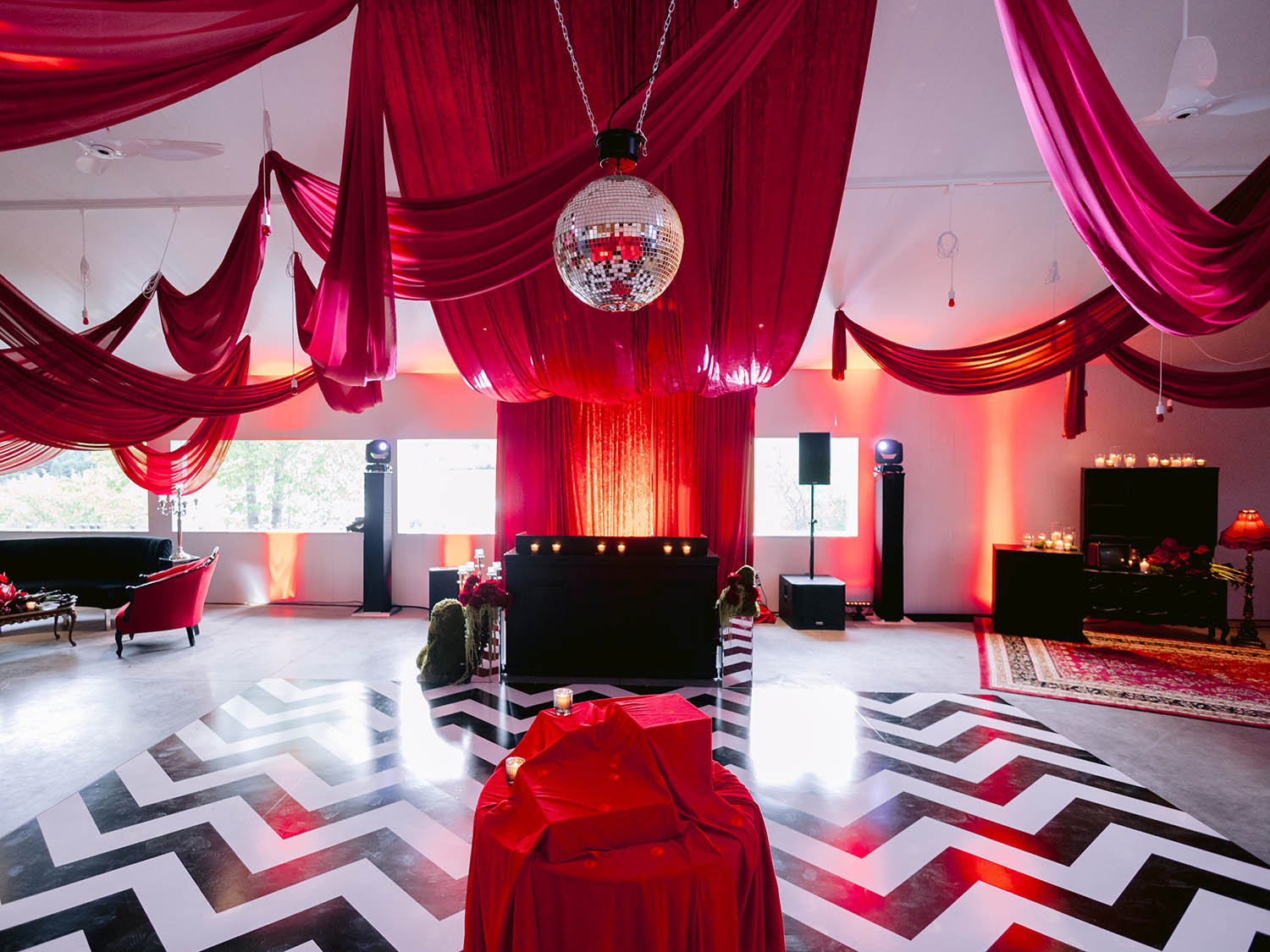 Le Peaches & Cream Wedding - Indoor Space