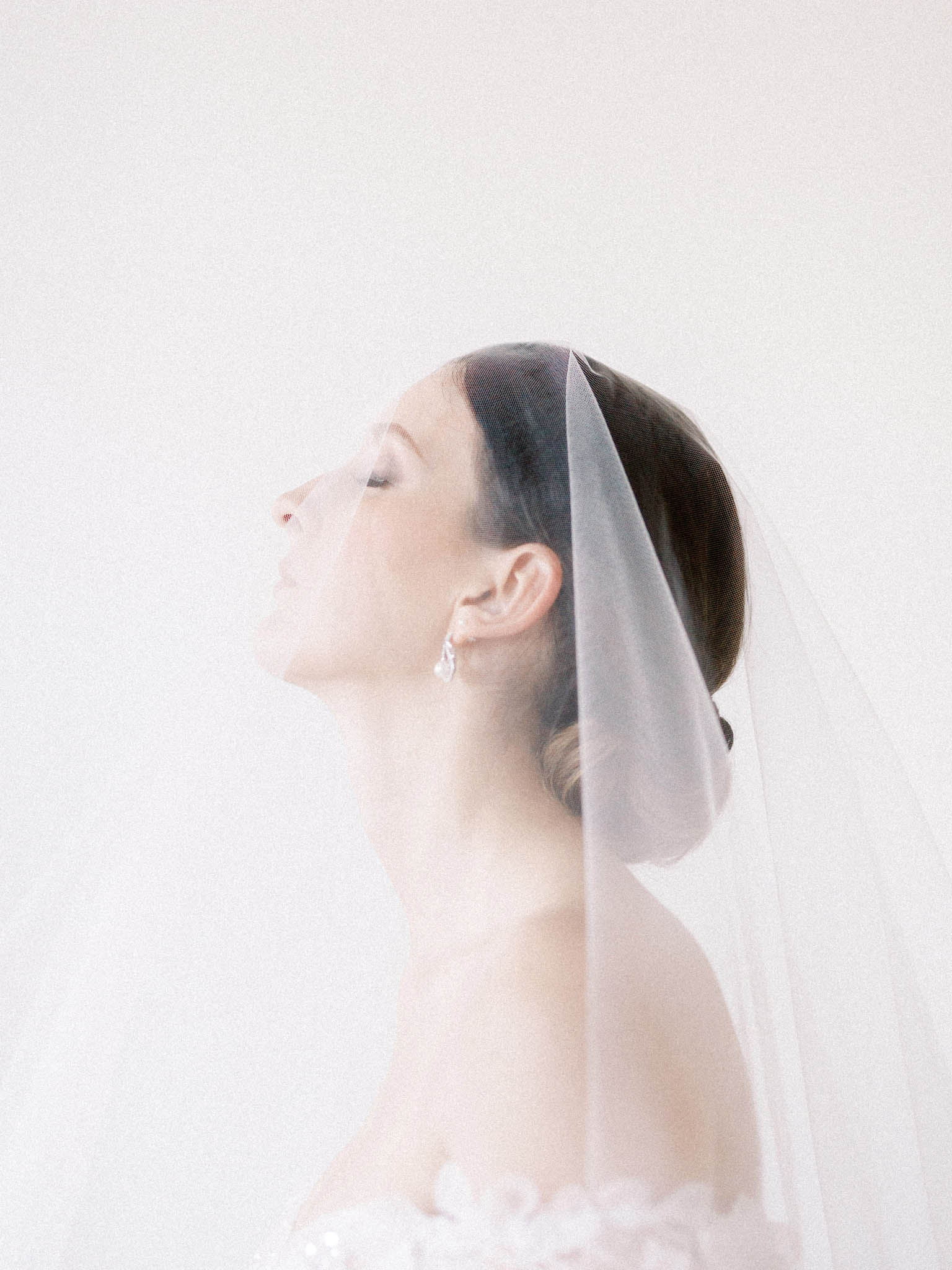 Modern Scandinavian bridal editorial at Le Monastère des Augustines, Quebec City - image 15