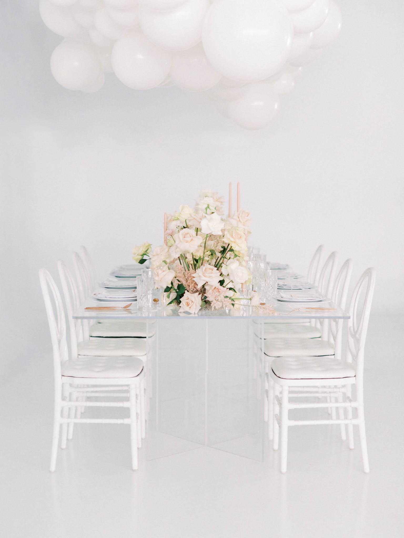 Blush and grey wedding editorial in Montreal - image 2