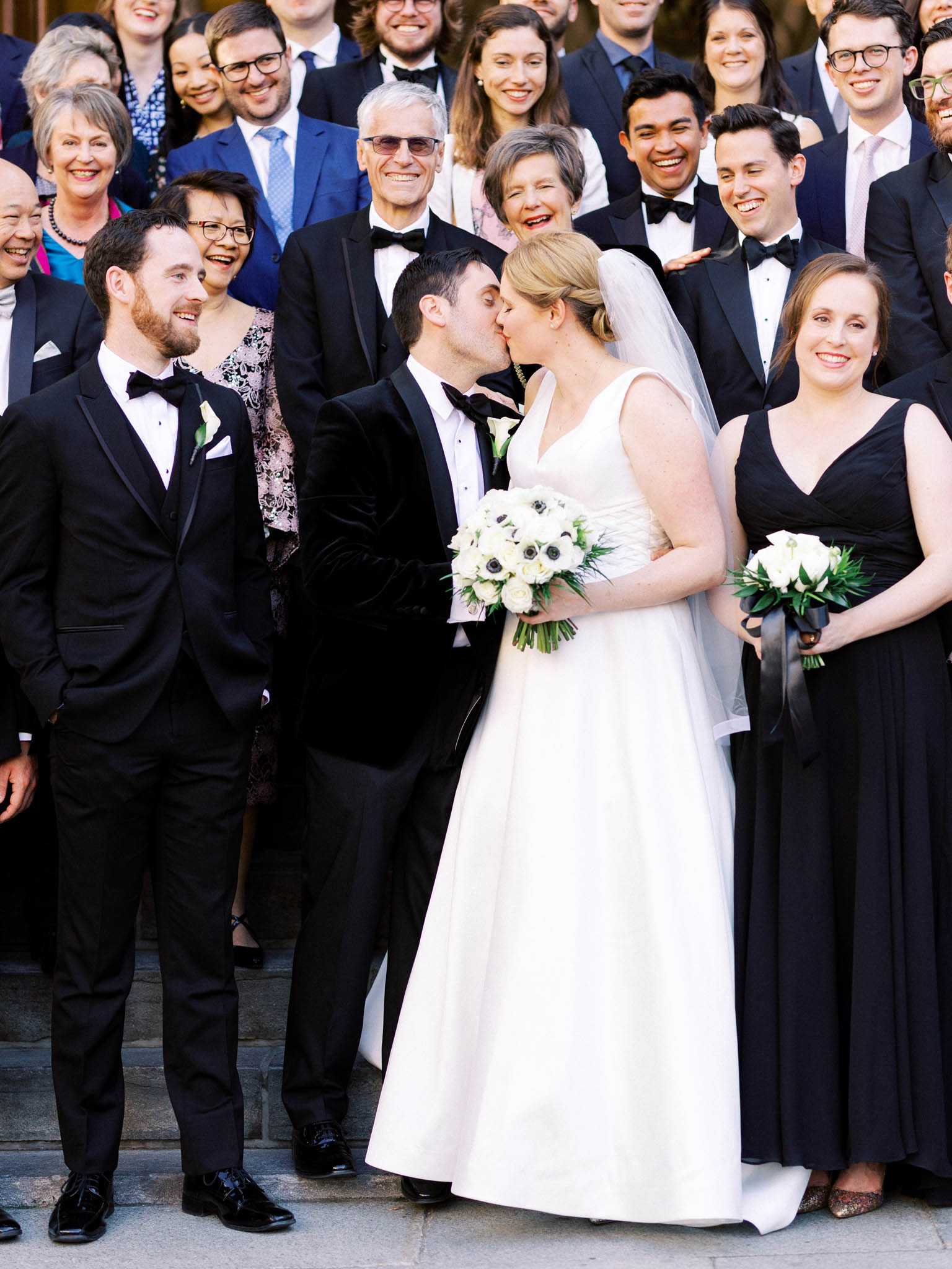 Elopement at Musée de l'Amérique francophone in Quebec City - image 14
