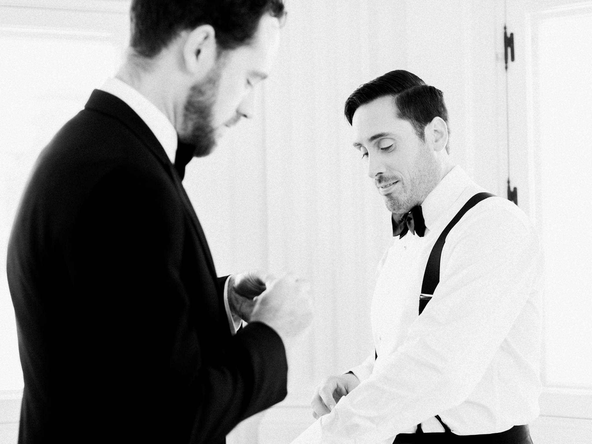 Elopement at Musée de l'Amérique francophone in Quebec City - image 3