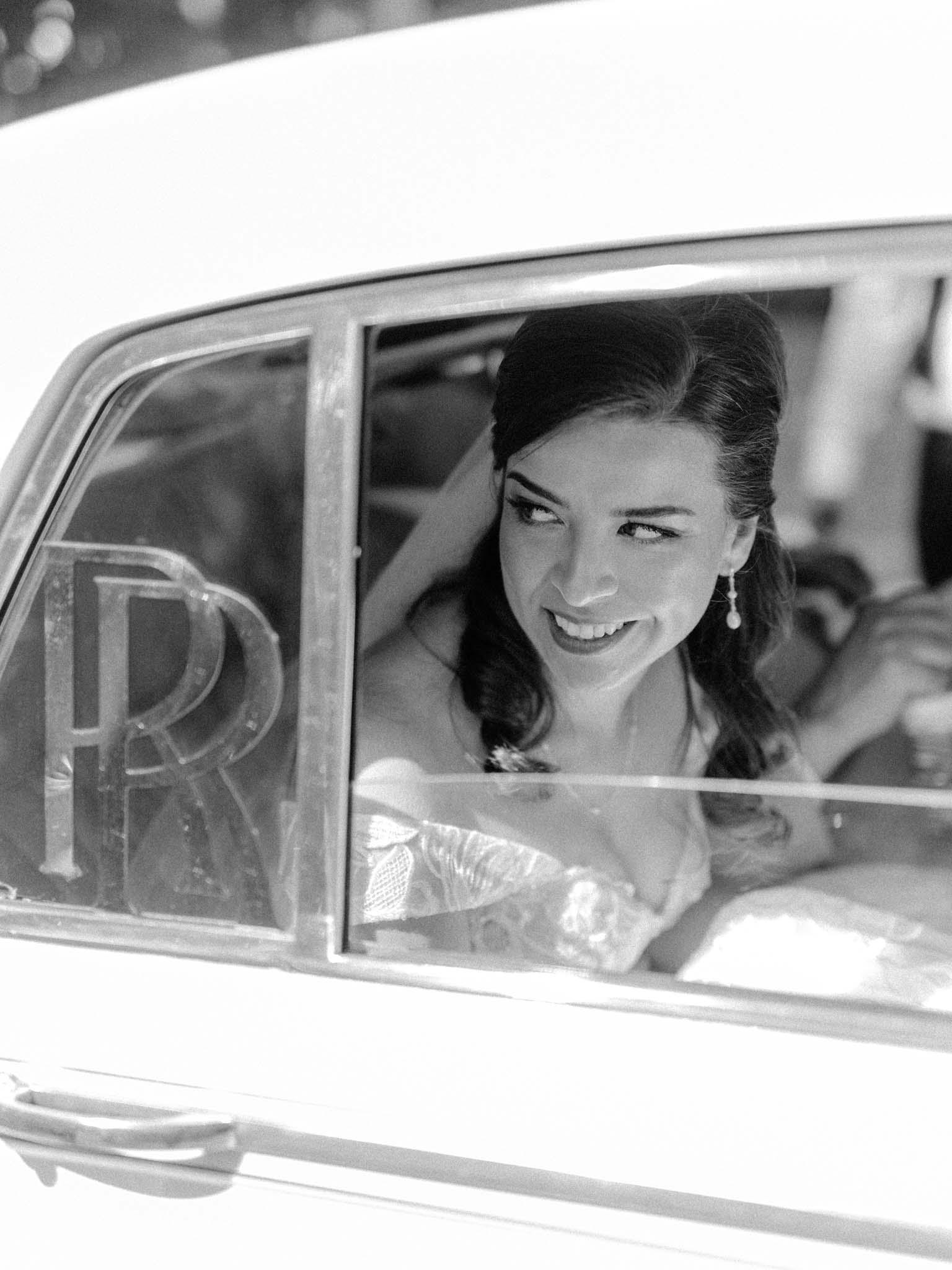 Wedding at Château Taillefer Lafon vineyard near Montreal - image 5