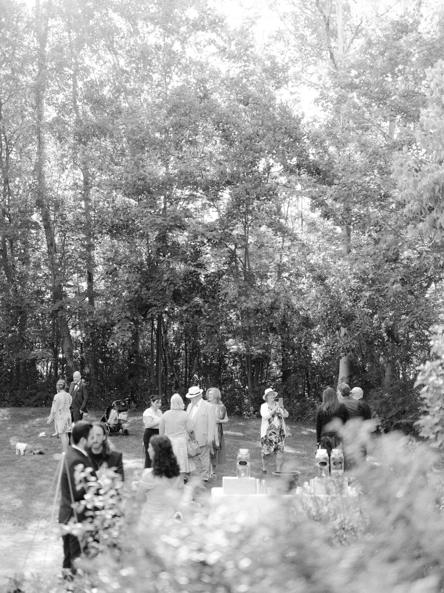 Wedding at Château Taillefer Lafon vineyard near Montreal - image 27