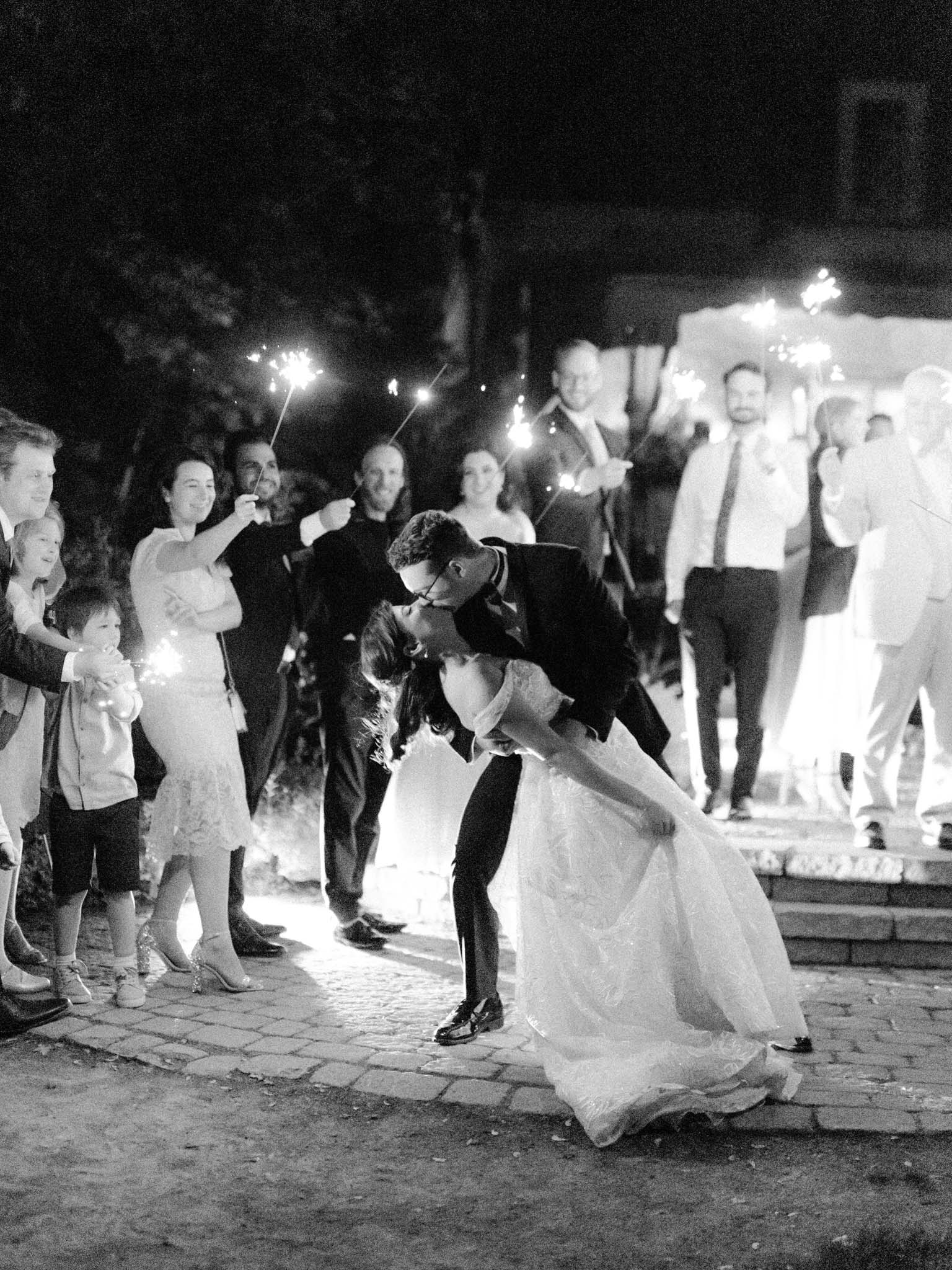 Wedding at Château Taillefer Lafon vineyard near Montreal - image 34
