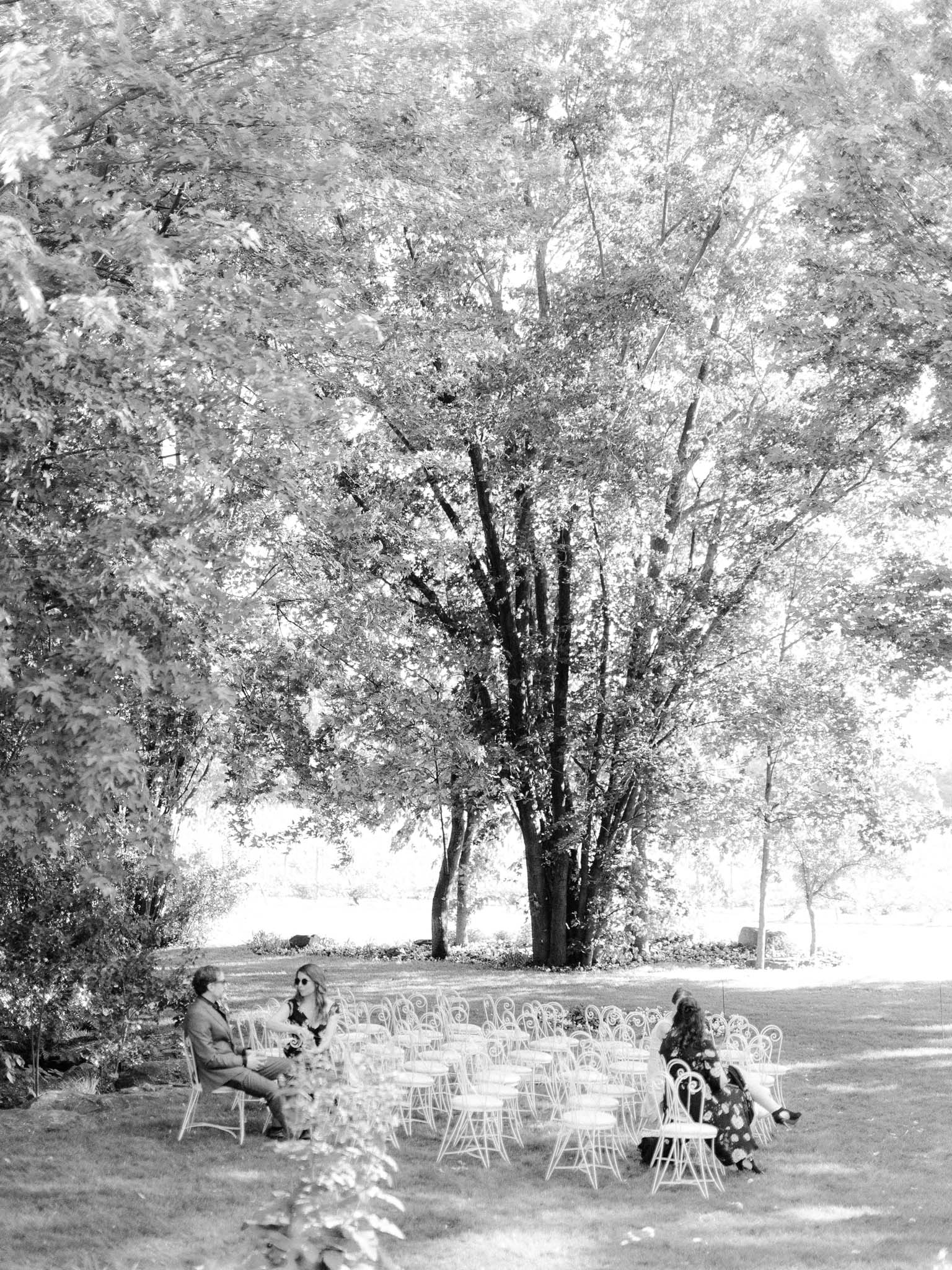 Wedding at Château Taillefer Lafon vineyard near Montreal - image 26