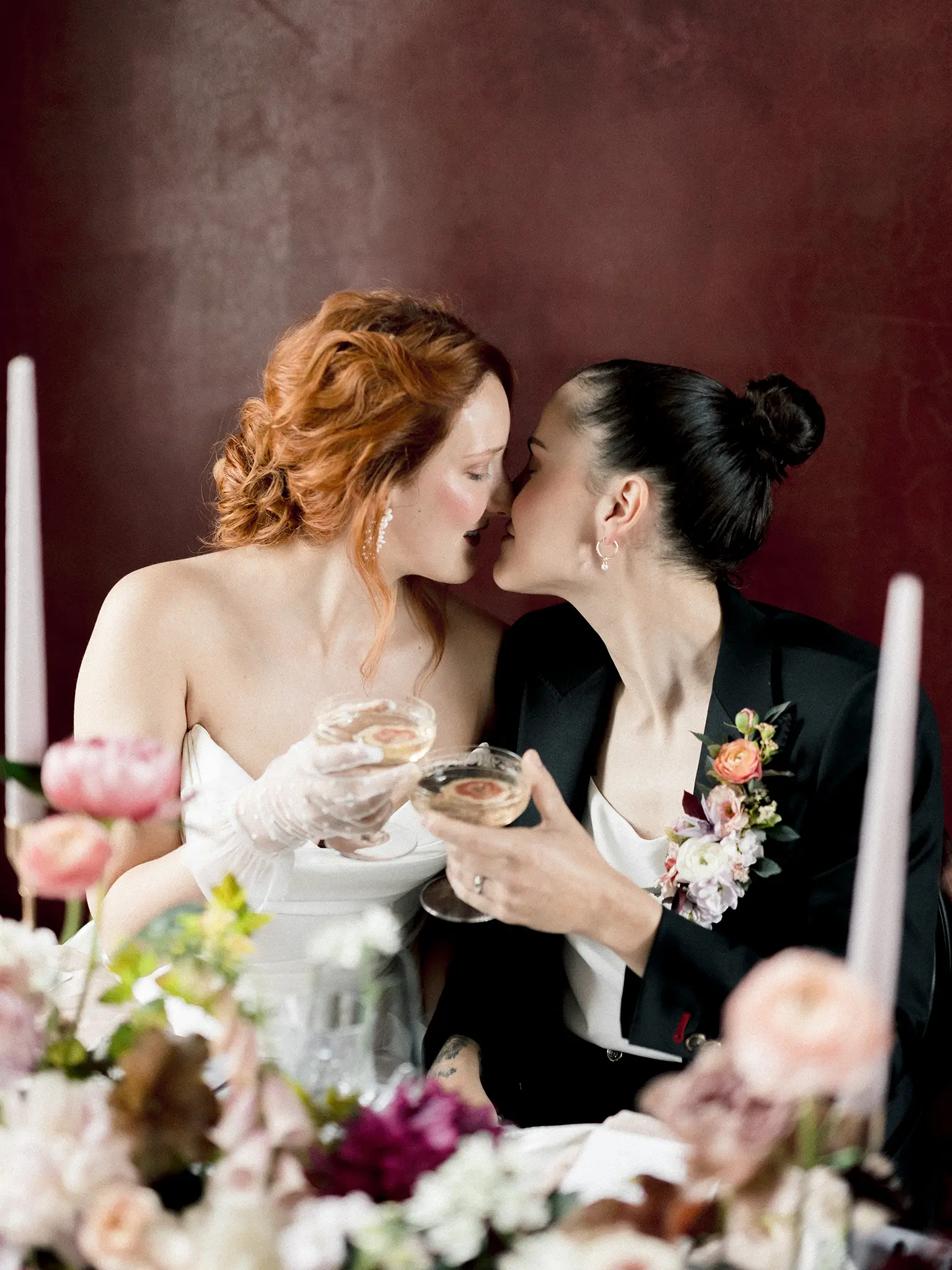 Maroon and black wedding editorial at Château Ste-Agnès in the Eastern Townships, Quebec - image 14