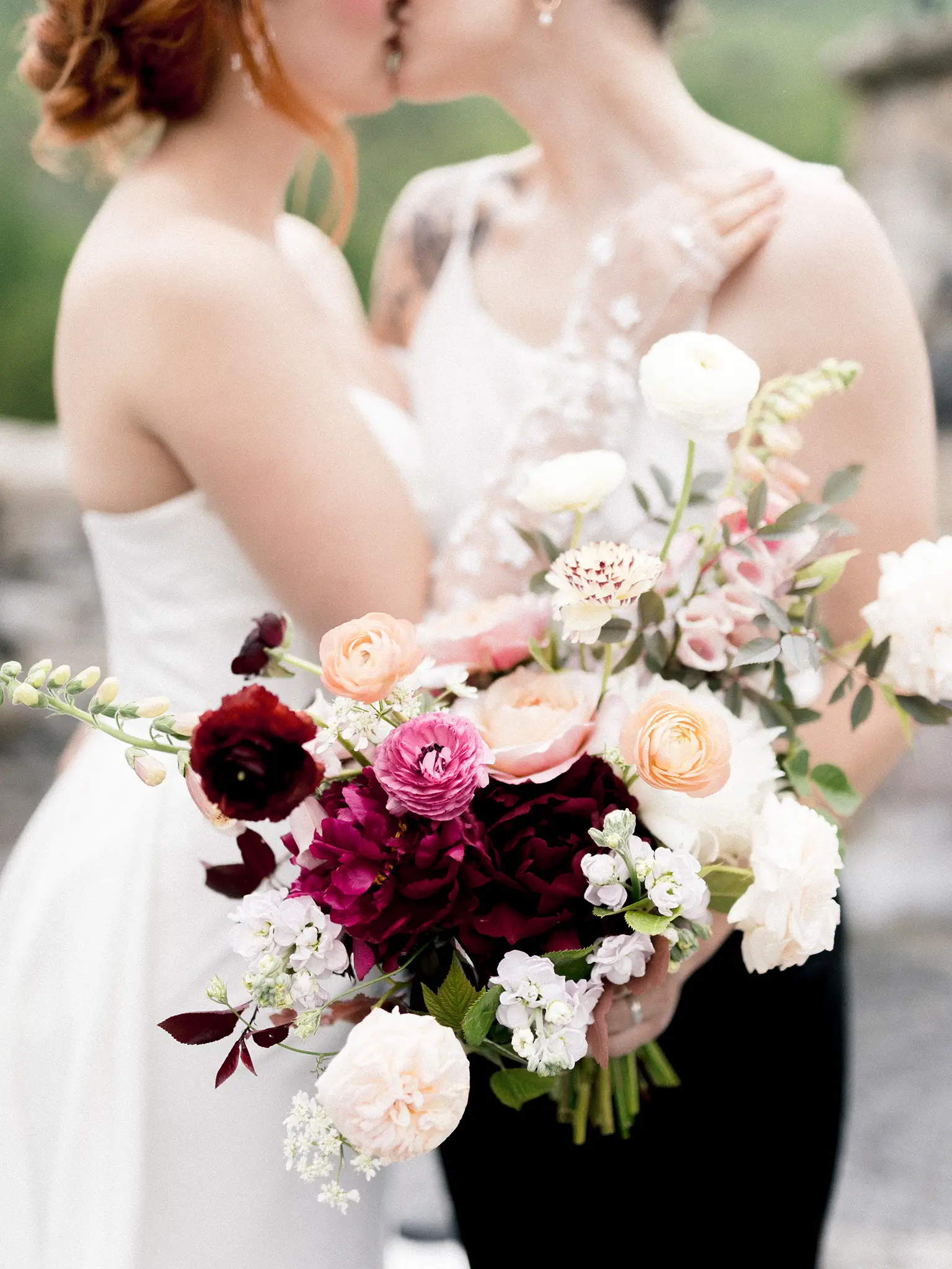 Maroon and black wedding editorial at Château Ste-Agnès in the Eastern Townships, Quebec - image 22