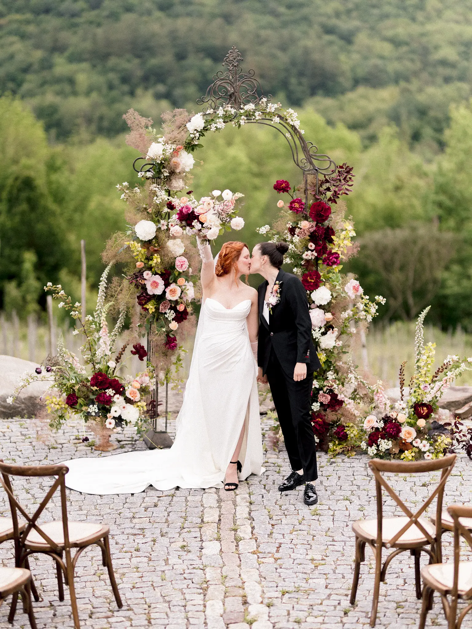 Maroon and black wedding editorial at Château Ste-Agnès in the Eastern Townships, Quebec - image 29