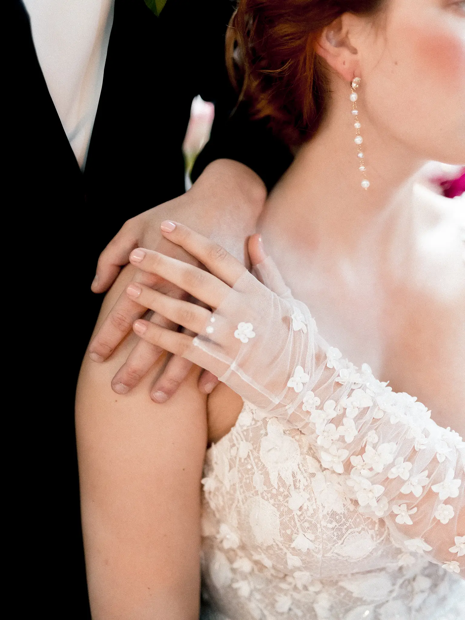 Maroon and black wedding editorial at Château Ste-Agnès in the Eastern Townships, Quebec - image 34
