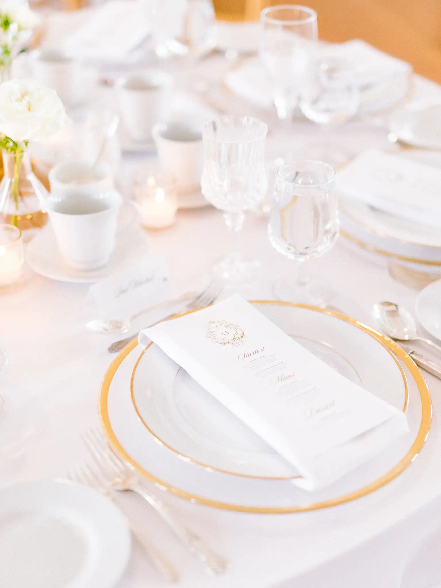 Wedding at Salle des Promotions, Le Petit Séminaire in Old Quebec City - image 26