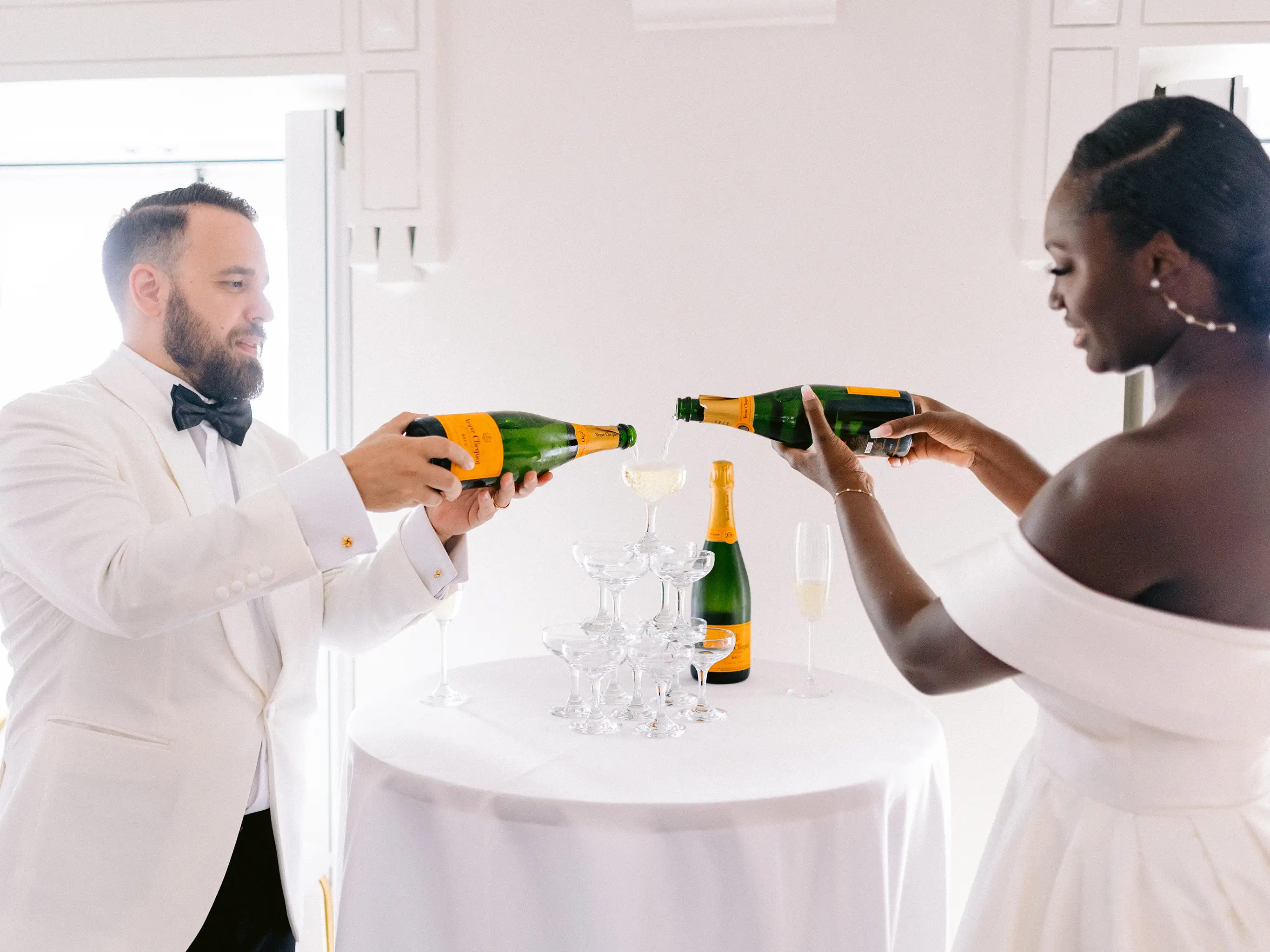 Wedding at Salle des Promotions, Le Petit Séminaire in Old Quebec City - image 31