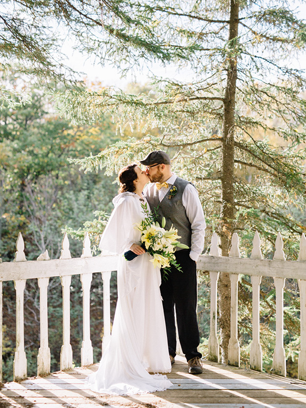Mariage vintage à la campagne au Québec