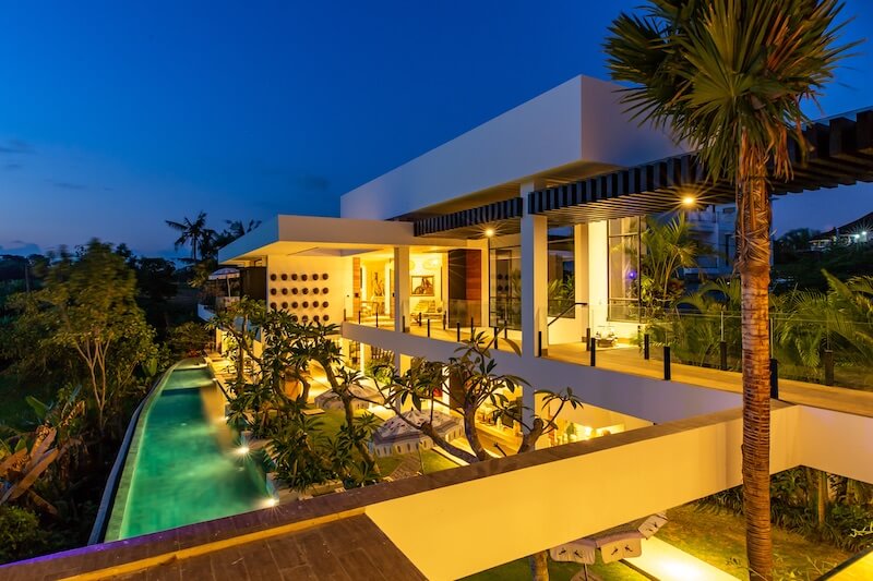 A picture of a luxury villa in Bali.