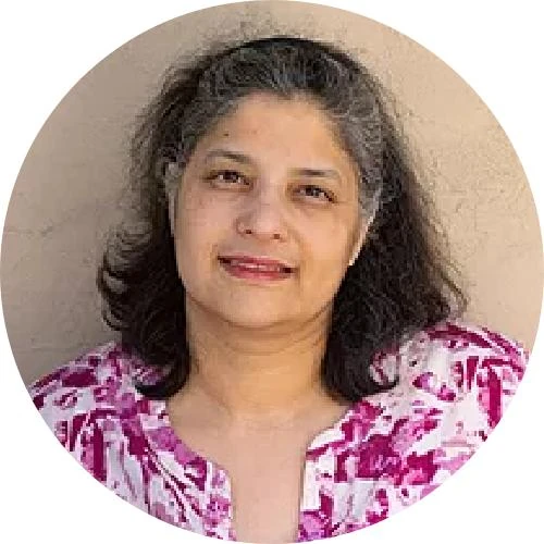 Professional headshot of Aradhana Kar, an Internal Medicine doctor in Campbell, California.