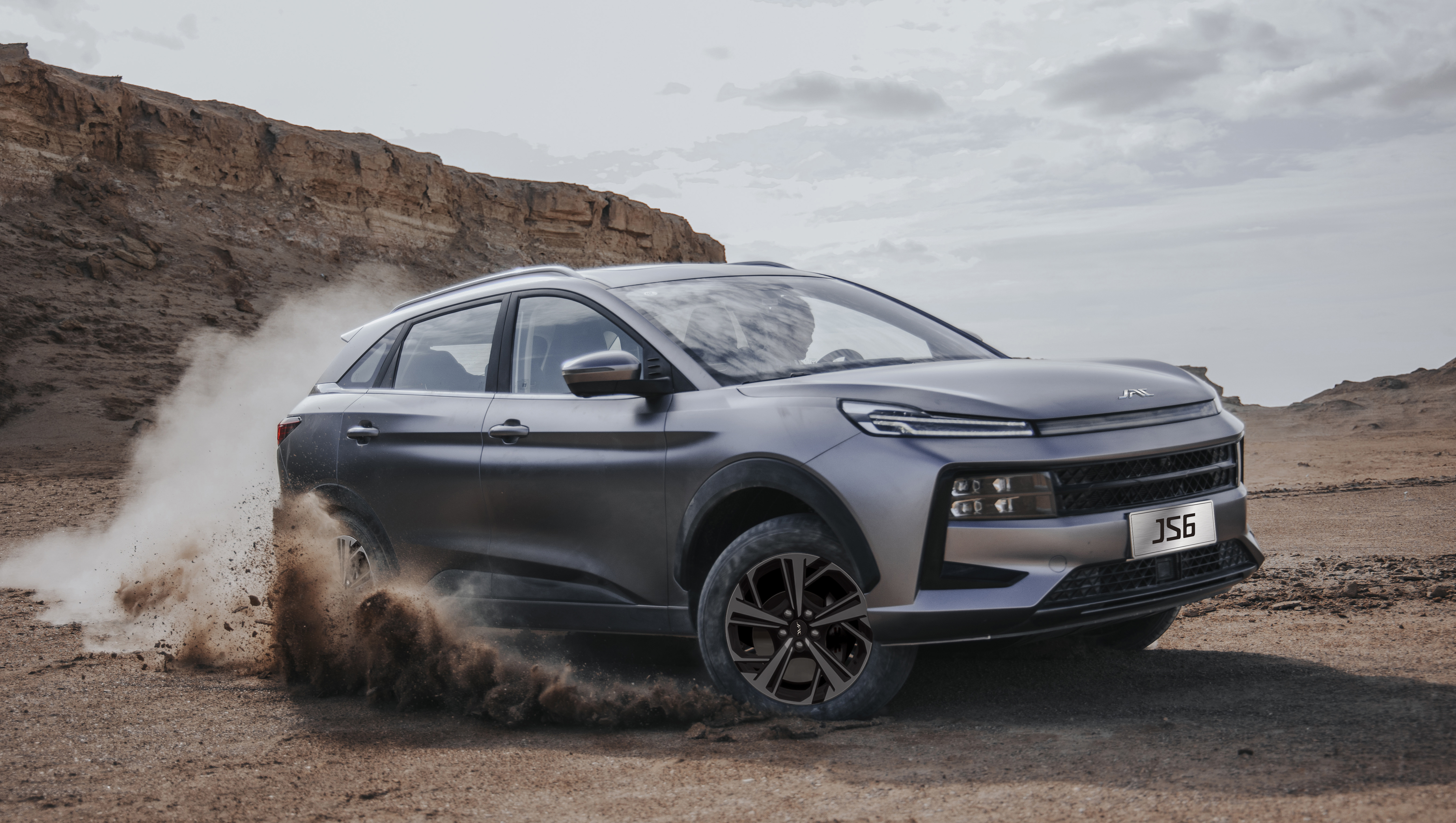 JAC JS6 PHEV SUV